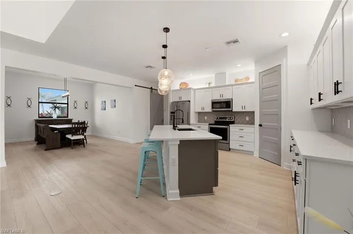 22833 Yellow Button Ln, Alva, Florida 33920