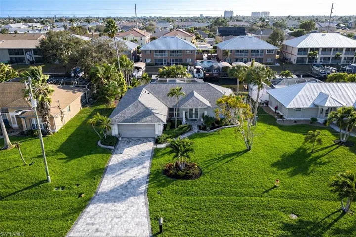 842 Sw 47th St, Cape Coral, Florida 33914