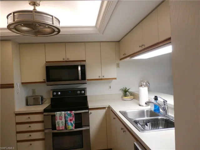 16470  Kelly Cove  DR, Fort Myers, FL 33908