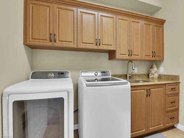 13346  Kent  ST, Naples, FL 34109