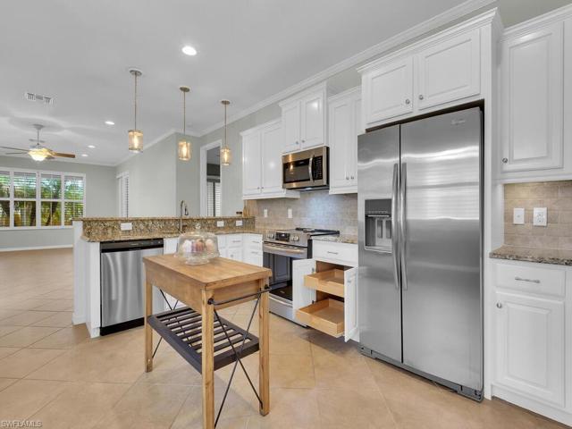 13346  Kent  ST, Naples, FL 34109
