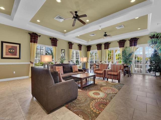 13346  Kent  ST, Naples, FL 34109