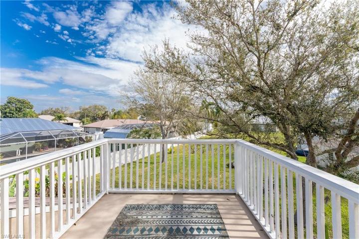 Deck off of Master suite