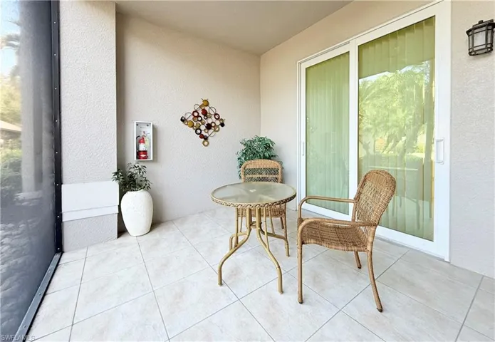 Front lanai