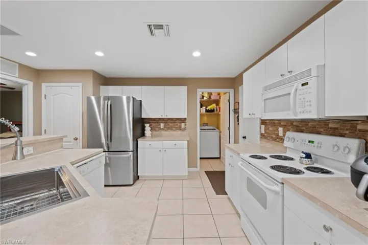 3005 Inez Ave S, Lehigh Acres, Florida 33976