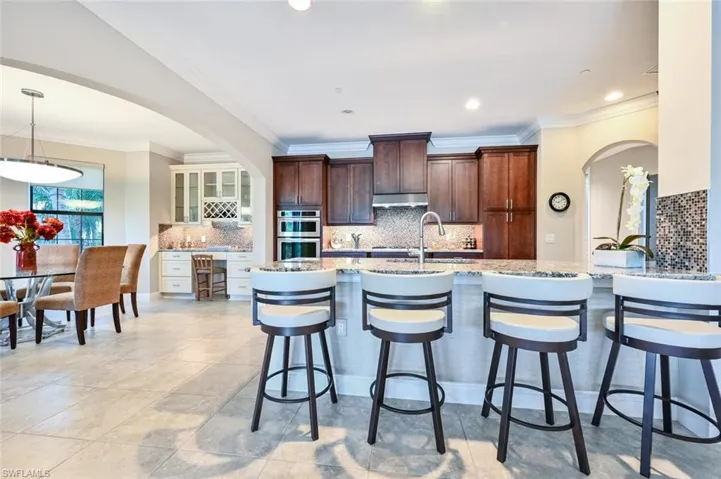 2764  Tiburon E BLVD, Naples, FL 34109