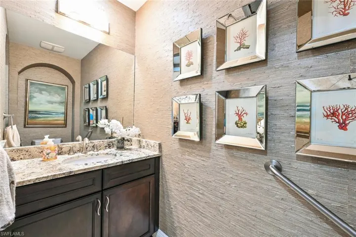 2764  Tiburon E BLVD, Naples, FL 34109