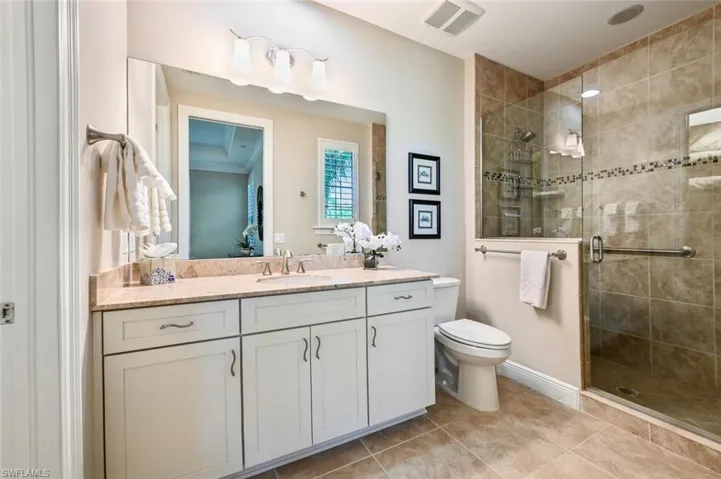 2764  Tiburon E BLVD, Naples, FL 34109
