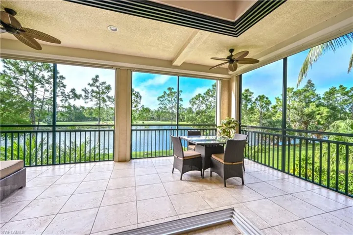 2764  Tiburon E BLVD, Naples, FL 34109