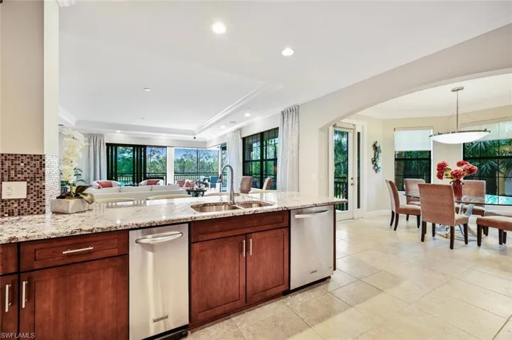 2764  Tiburon E BLVD, Naples, FL 34109