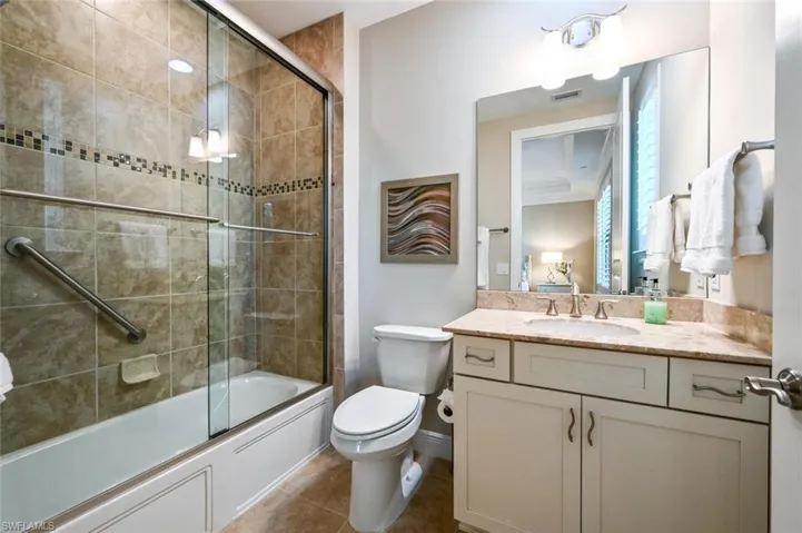 2764  Tiburon E BLVD, Naples, FL 34109