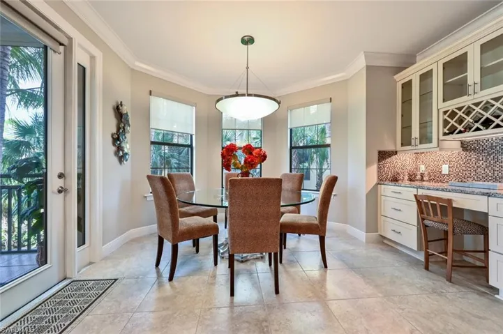 2764  Tiburon E BLVD, Naples, FL 34109