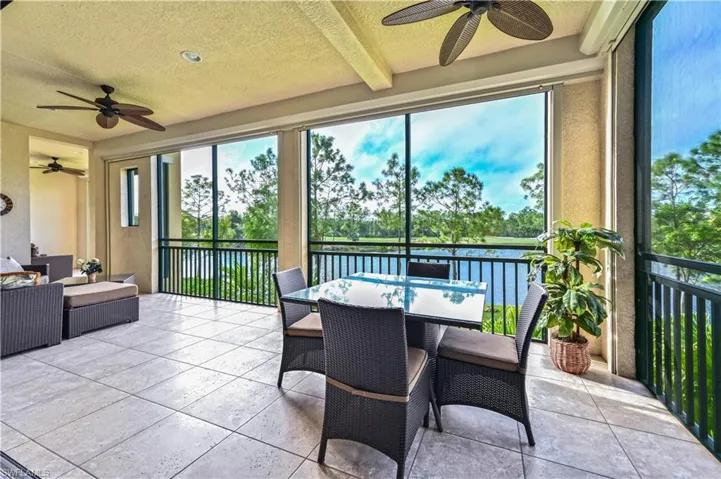 2764  Tiburon E BLVD, Naples, FL 34109