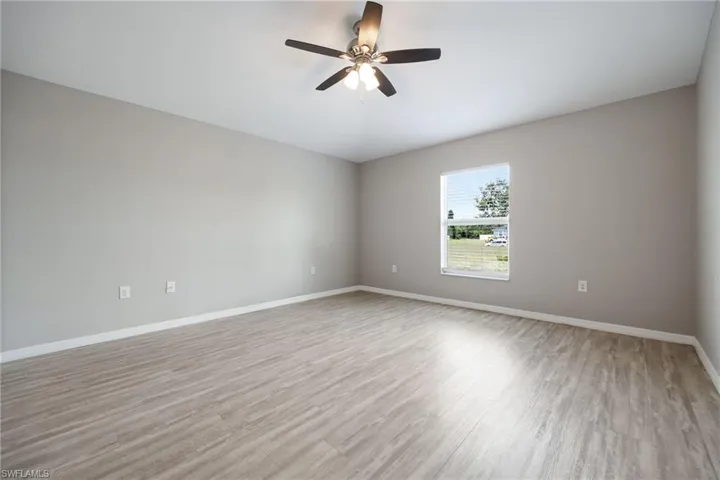 2512 Nw 15th Ave, Cape Coral, Florida 33993