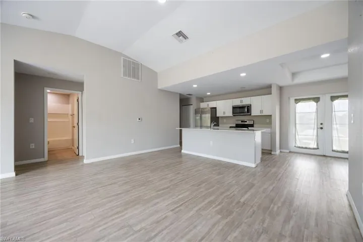 2512 Nw 15th Ave, Cape Coral, Florida 33993