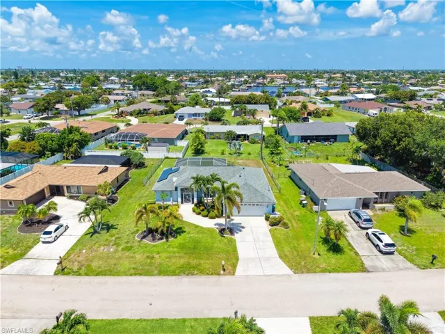 3920 Se 2nd Pl, Cape Coral, Florida 33904