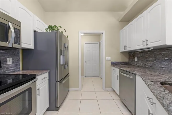 3920 Se 2nd Pl, Cape Coral, Florida 33904