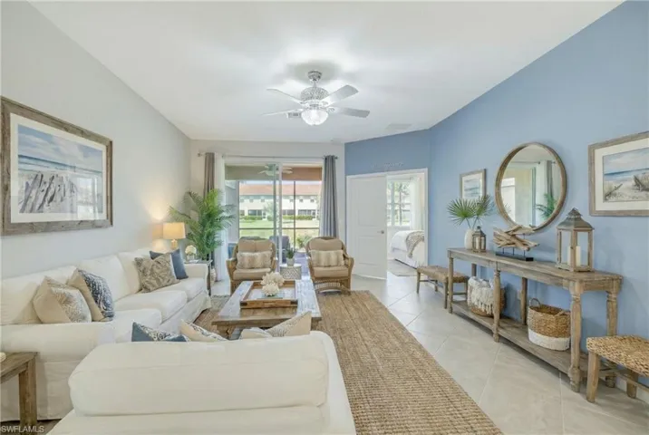 2567  Vine  AVE, Naples, FL 34120