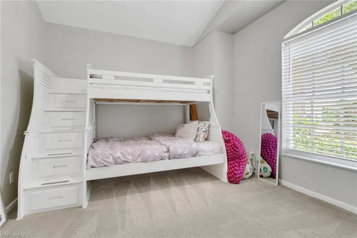 6773 Southern Oak Ct, Naples, Florida 34109