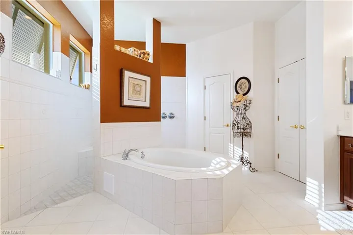 Master Bathroom - Standalone Tub