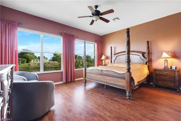 Huge Master Bedroom with Sitting Area facing the FRESHWATER VERMONT CANAL!