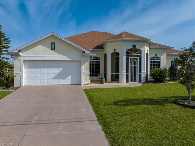 Screened Front Porch & Oversized 2-Car Garage