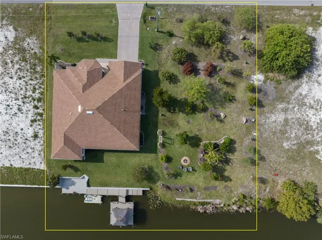 Aerial View - 120 ft FRESHWATER FRONT HOME SITE (NEW ROOF Shingle - 2023)