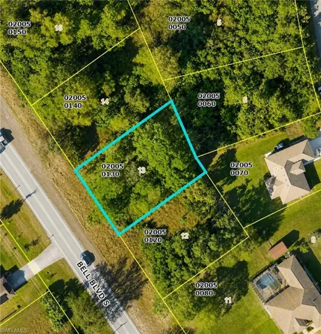 137 Bell Blvd S, Lehigh Acres, Florida 33974