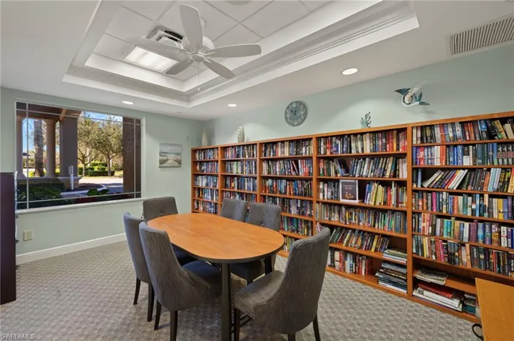 7871  Lake Sawgrass  LOOP, Fort Myers, FL 33907