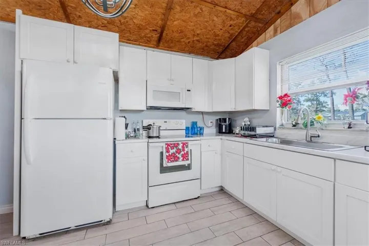 2099  Summerall  RD, Labelle, FL 33935