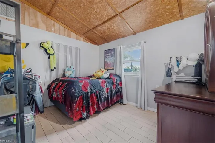 2099  Summerall  RD, Labelle, FL 33935