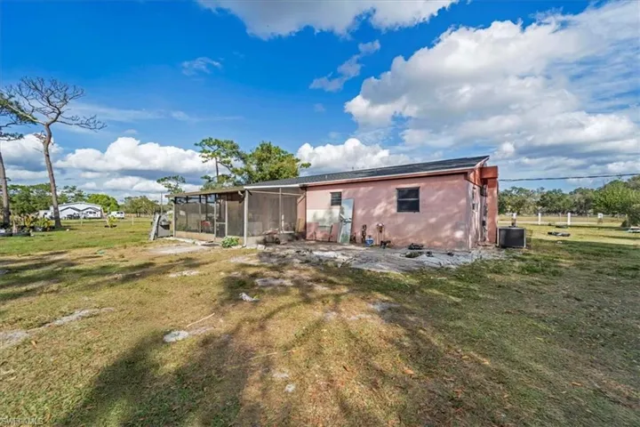 2099  Summerall  RD, Labelle, FL 33935
