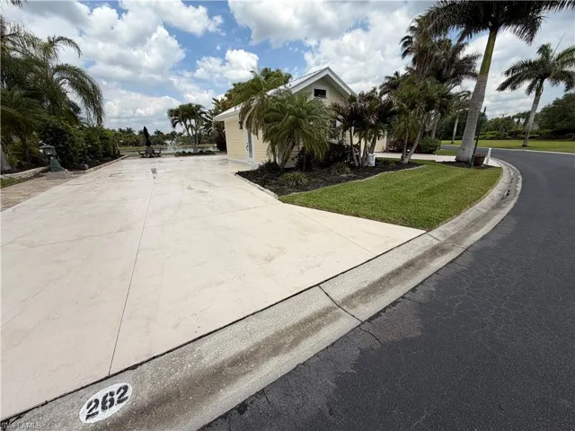 Lot 262, Labelle, Florida 33935