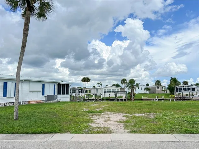 17551 Stevens Blvd, Fort Myers Beach, Florida 33931