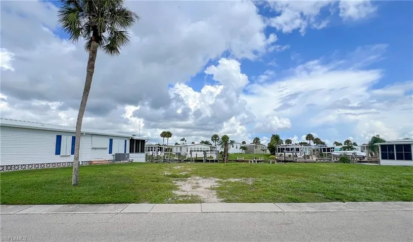 17551 Stevens Blvd, Fort Myers Beach, Florida 33931