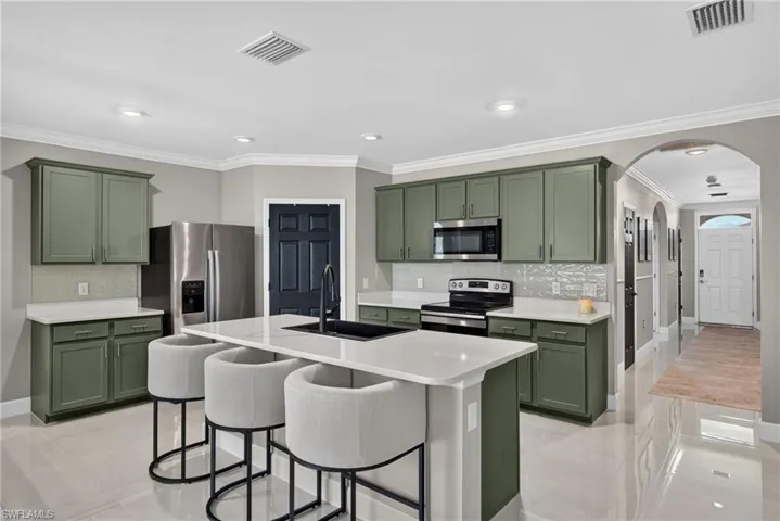3172 Estancia Ln, Cape Coral, Florida 33909