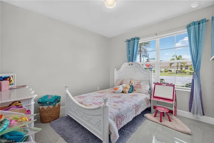 3172 Estancia Ln, Cape Coral, Florida 33909