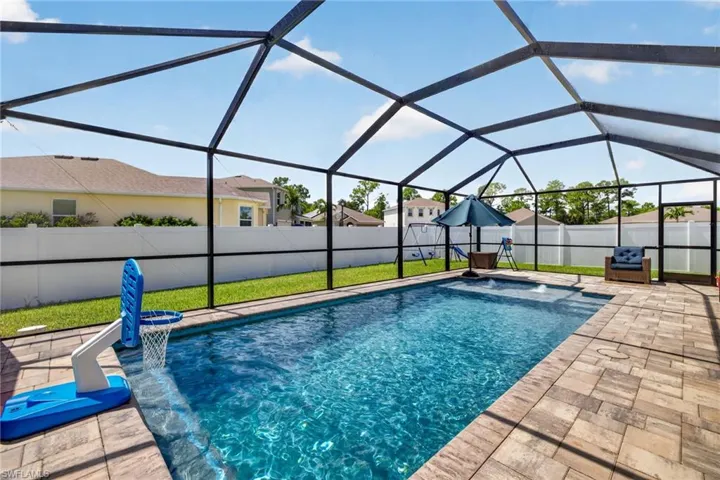 3172 Estancia Ln, Cape Coral, Florida 33909