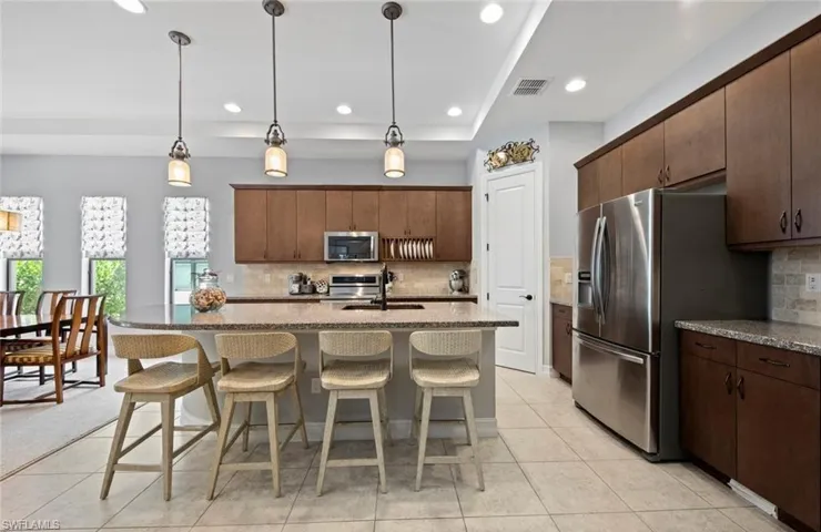 9244 Glenforest Dr, Naples, Florida 34120