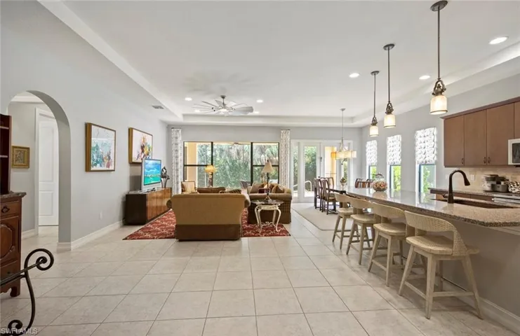9244 Glenforest Dr, Naples, Florida 34120