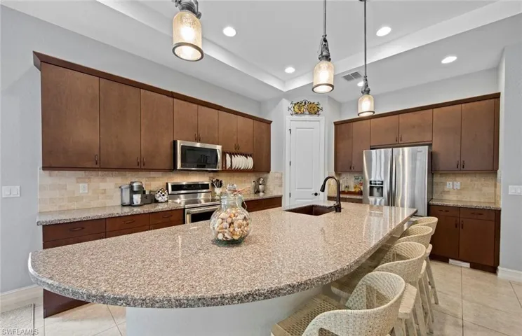 9244 Glenforest Dr, Naples, Florida 34120