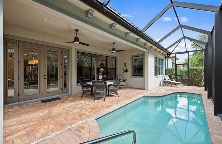 9244 Glenforest Dr, Naples, Florida 34120