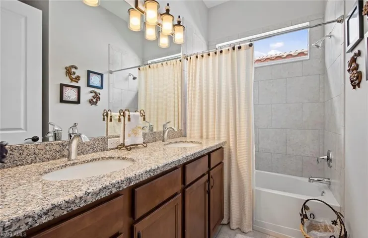 9244 Glenforest Dr, Naples, Florida 34120