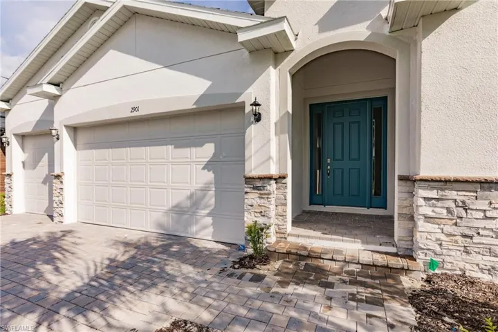 2901 Sw 2nd Ln, Cape Coral Fl 33991
