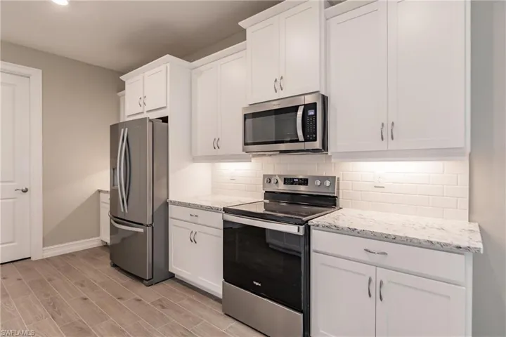 2901 Sw 2nd Ln, Cape Coral Fl 33991