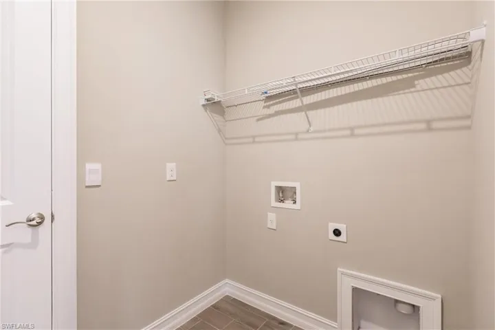 2901 Sw 2nd Ln, Cape Coral Fl 33991