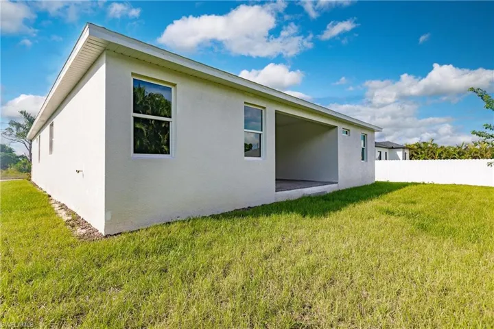 2901 Sw 2nd Ln, Cape Coral Fl 33991