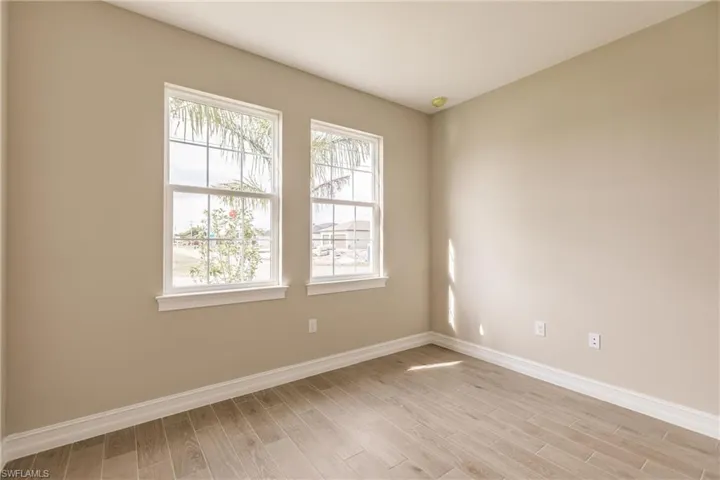 2901 Sw 2nd Ln, Cape Coral Fl 33991