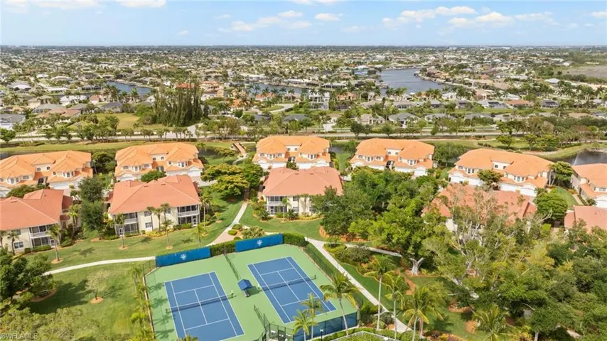 5912  Tarpon Gardens  CIR, Cape Coral, FL 33914