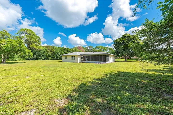 811 Cassena Rd, Naples, Florida 34108